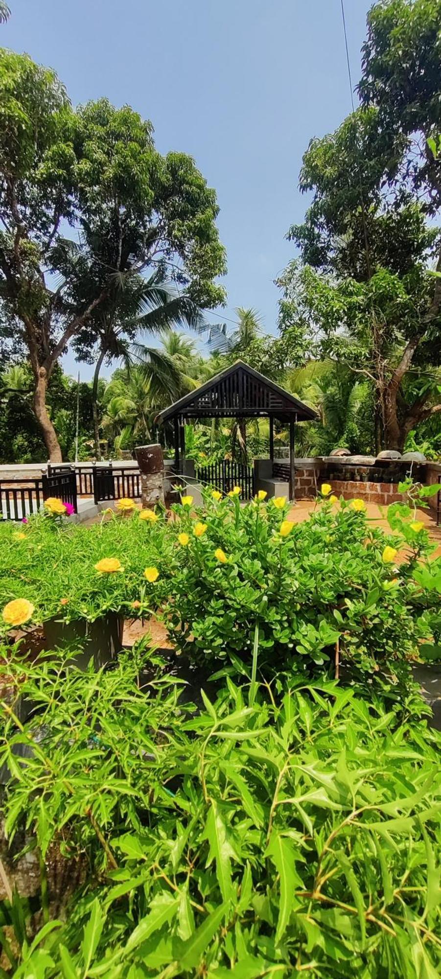 Kenoth Thaliyil Mana, Heritage Homestay Payyannur Exterior photo